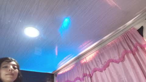 Loren online show from 01-18-25, 05:59