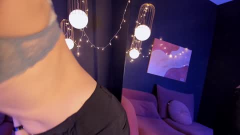 Loren online show from 01-16-25, 01:58