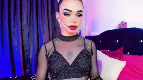 lesly lorena online show from 10-31-25, 03:07