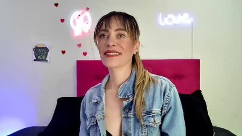 lorena_sweet3 online show from 04-14-26, 02:01