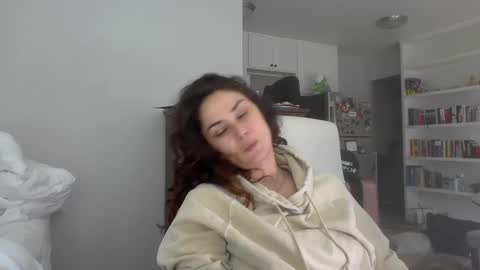 lorenlovely online show from 10-07-25, 08:50