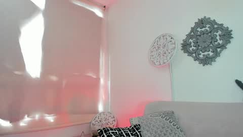 L O R E N online show from 02-03-25, 05:03