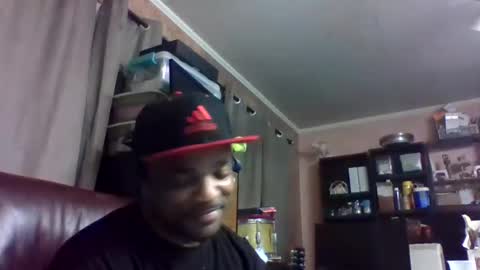 lorenzo082885 online show from 12-22-25, 10:12