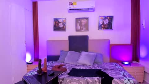 lorena online show from 09-28-25, 02:17