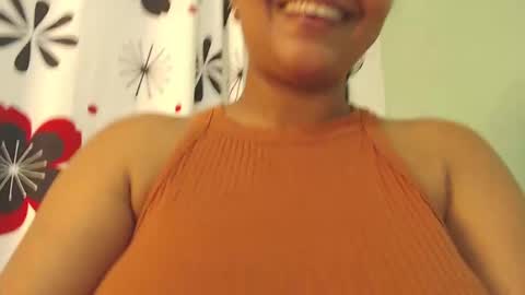 Loretta Gmez online show from 02-14-25, 03:22