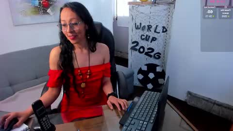 loretta_fraser online show from 06-12-26, 01:10
