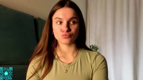 Chloe for Fan BlackHole online show from 03-30-26, 05:25