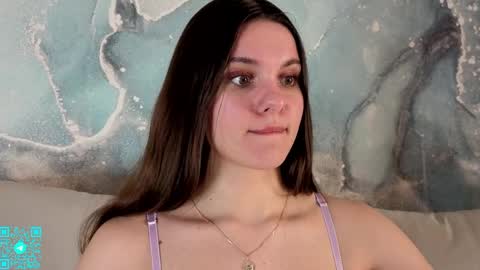 Chloe for Fan BlackHole online show from 04-12-26, 05:18