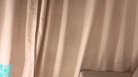 Chloe for Fan BlackHole online show from 04-24-26, 05:48