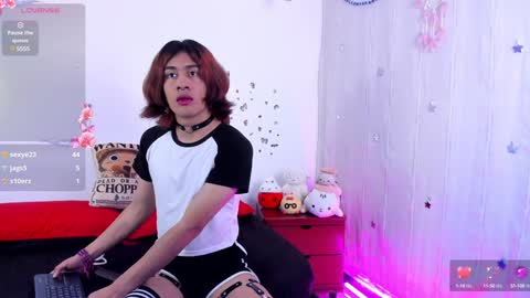 Snapshot of lorettmatthew chatting on 01-17-25, 04:17 LorettMatthew online show from 01-17-25, 04:17