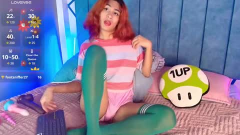 Snapshot of lorettmatthew chatting on 10-08-25, 06:11 LorettMatthew online show from 10-08-25, 06:11