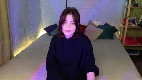 Lara online show from 01-24-25, 09:06