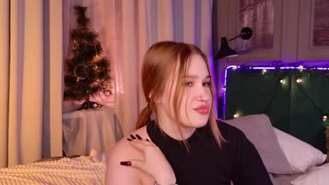 Lori online show from 12-23-24, 01:40