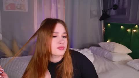 Lori online show from 10-03-25, 07:11