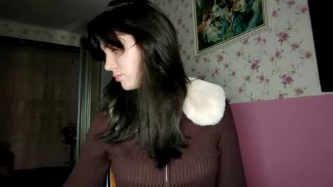 Snapshot of lorinepiro chatting on 11-14-25, 03:44 Kira online show from 11-14-25, 03:44