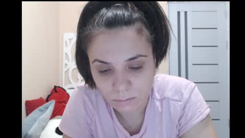 Snapshot of lorragrey chatting on 12-08-24, 06:01 LorraGrey online show from 12-08-24, 06:01