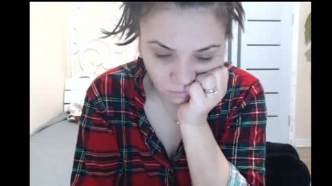 Snapshot of lorragrey chatting on 12-30-24, 06:31 LorraGrey online show from 12-30-24, 06:31