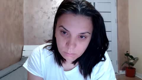 Snapshot of lorragrey chatting on 05-01-26, 03:22 LorraGrey online show from 05-01-26, 03:22