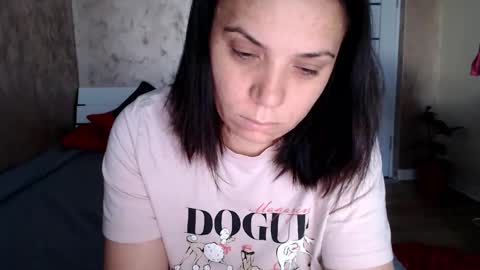 Snapshot of lorragrey chatting on 05-02-26, 04:06 LorraGrey online show from 05-02-26, 04:06