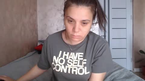 Snapshot of lorragrey chatting on 05-14-26, 06:42 LorraGrey online show from 05-14-26, 06:42