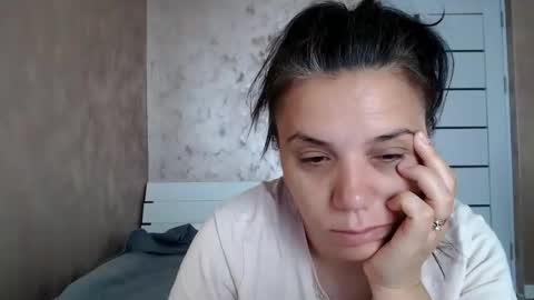 Snapshot of lorragrey chatting on 05-31-26, 03:58 LorraGrey online show from 05-31-26, 03:58
