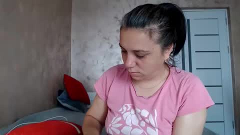 Snapshot of lorragrey chatting on 06-04-26, 04:18 LorraGrey online show from 06-04-26, 04:18