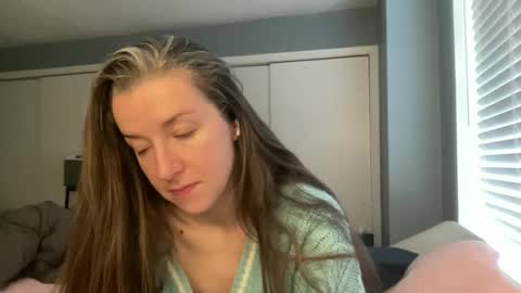 Snapshot of lothlori chatting on 03-04-26, 12:55 lothlori online show from 03-04-26, 12:55