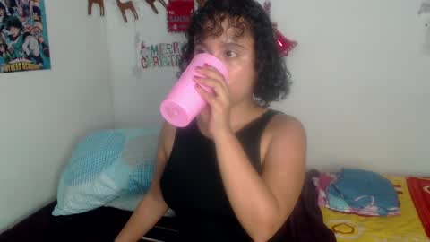 Snapshot of lou_cuteee chatting on 12-30-24, 01:48 lou_cuteee online show from 12-30-24, 01:48