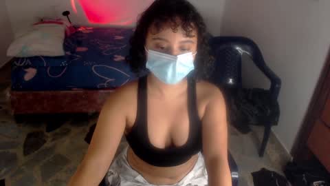 Snapshot of lou_cuteee chatting on 01-07-25, 03:57 lou_cuteee online show from 01-07-25, 03:57