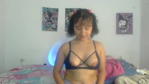 Snapshot of lou_cuteee chatting on 01-21-25, 01:39 lou_cuteee online show from 01-21-25, 01:39