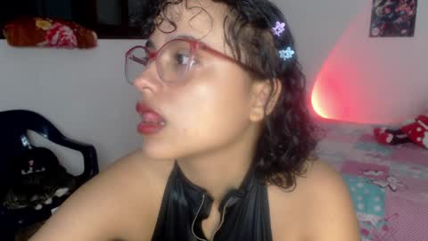 Snapshot of lou_cuteee chatting on 01-26-25, 10:24 lou_cuteee online show from 01-26-25, 10:24