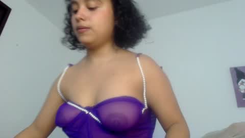 Snapshot of lou_cuteee chatting on 01-28-25, 05:00 lou_cuteee online show from 01-28-25, 05:00