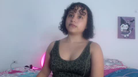 Snapshot of lou_cuteee chatting on 02-06-25, 04:10 lou_cuteee online show from 02-06-25, 04:10