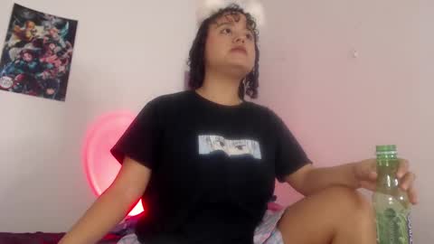 Snapshot of lou_cuteee chatting on 02-18-25, 01:43 lou_cuteee online show from 02-18-25, 01:43