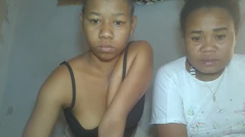 louane98 online show from 04-23-26, 06:47