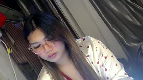 Sweet   online show from 03-11-25, 02:10