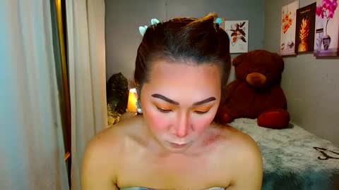 Snapshot of louie_sexy chatting on 12-14-24, 01:05 Cathy online show from 12-14-24, 01:05