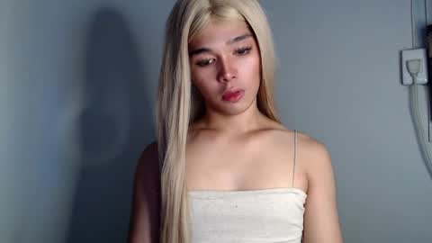 Snapshot of louilalicious chatting on 03-04-25, 06:58 louilalicious online show from 03-04-25, 06:58