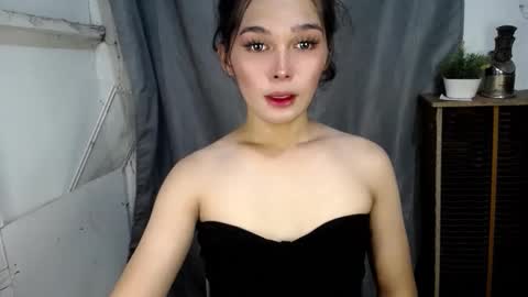 Snapshot of louilalicious chatting on 09-11-25, 04:34 louilalicious online show from 09-11-25, 04:34