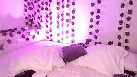 Louis Valdz online show from 03-10-25, 06:16