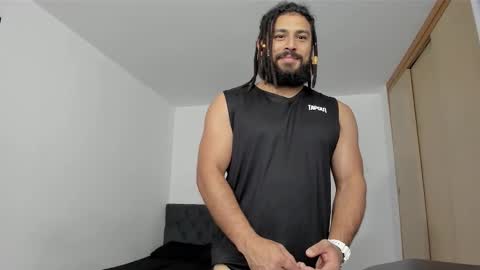 louis_marley_ online show from 11-18-25, 02:39