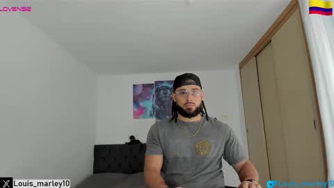 louis_marley_ online show from 12-21-25, 08:49