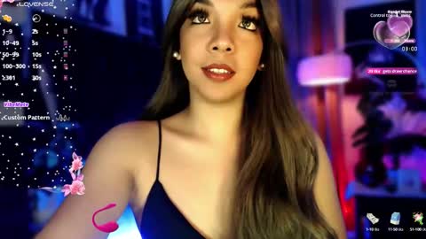 Snapshot of louisassy chatting on 09-15-25, 06:13 Louisa online show from 09-15-25, 06:13