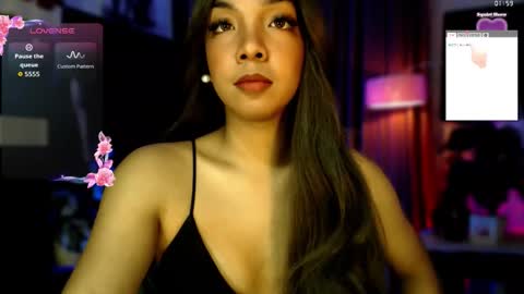 Snapshot of louisassy chatting on 10-28-25, 02:04 Louisa online show from 10-28-25, 02:04