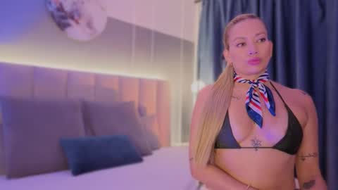 louise_bell online show from 10-24-25, 10:50