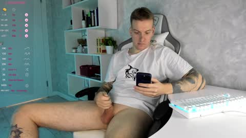 Louis  online show from 01-15-25, 03:39