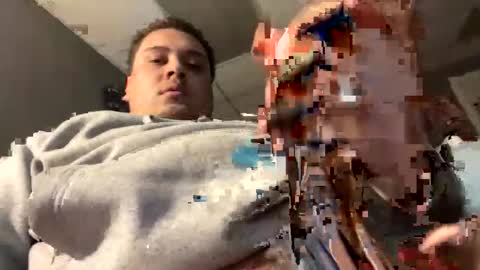 love01109 online show from 12-17-25, 06:58