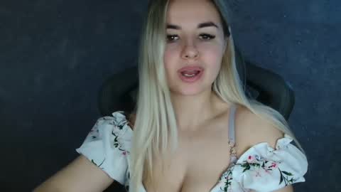 Megane online show from 03-10-25, 09:32