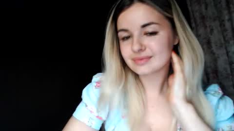 Snapshot of love_dom_meg chatting on 05-27-26, 07:55 Megane online show from 05-27-26, 07:55