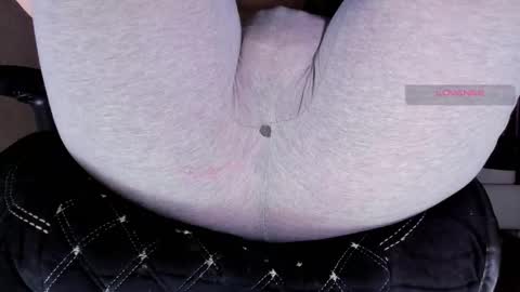 Kira online show from 10-22-25, 01:44